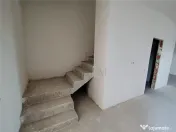 Casa insiruita in zona foarte buna - teren generos - dispon 