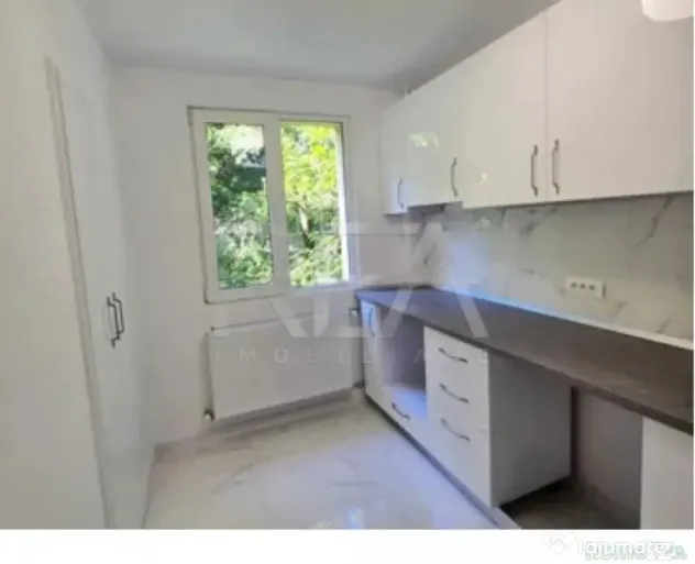 2 Camere Dec | Renovat Complet | Etaj 1/4 | - Bucuresti (Bucuresti-Ilfov)