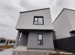 Duplex despartit - finisaje moderne - zona buna