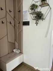 Apartament Lux &Business la cheie: cu vedere la munte, curte 