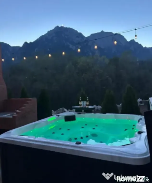 Apartament Lux &Business la cheie: cu vedere la munte, curte