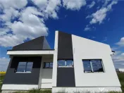Duplex pe plan - zona in plina dezvoltare - personalizare in 