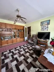 Apartament 3 camere, 64mp, zona Decebal 