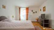 APARTAMENT ISTORIC 110 MP CU POD SI VEDERE SPRE STRADA RE... 