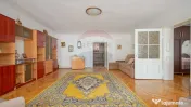 APARTAMENT ISTORIC 110 MP CU POD SI VEDERE SPRE STRADA RE... 