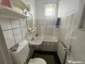 Apartament 2 camere decomandat, zona 8 Mai 