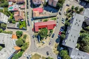 Casă individuală cu potențial comercial excelent in ca... 
