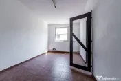 Casă individuală cu potențial comercial excelent in ca... 