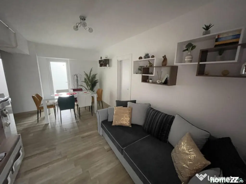 Apartament 3 camere, decomandat 80 mp, zona Garii - Rovine R - Craiova (Dolj)