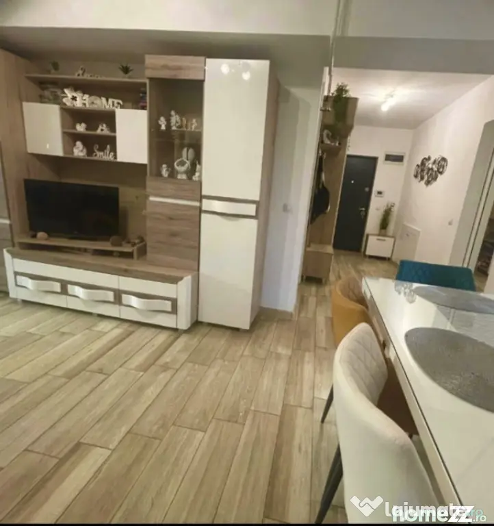 Apartament 3 camere, decomandat 80 mp, zona Garii - Rovine R - Craiova (Dolj)