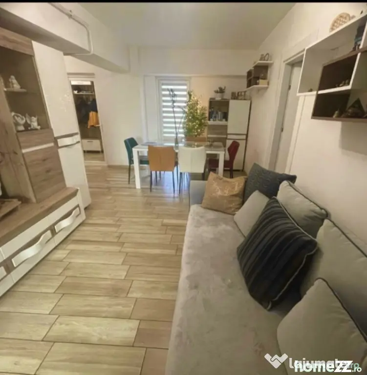 Apartament 3 camere, decomandat 80 mp, zona Garii - Rovine R - Craiova (Dolj)
