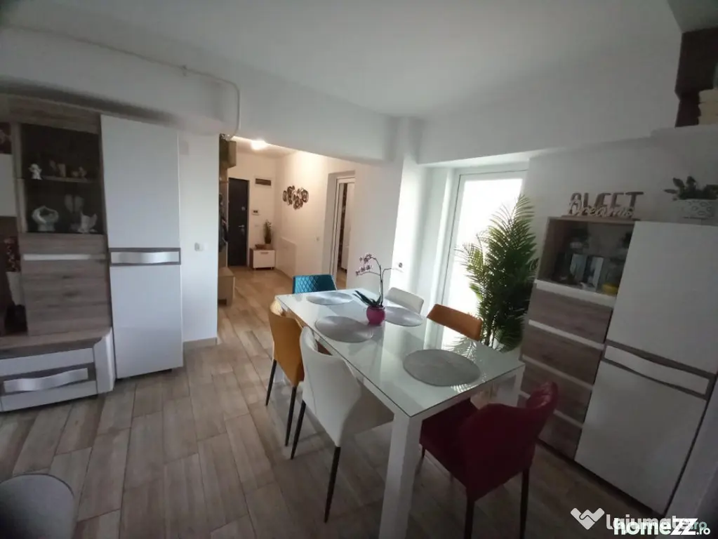 Apartament 3 camere, decomandat 80 mp, zona Garii - Rovine R - Craiova (Dolj)