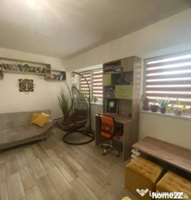 Apartament 3 camere, decomandat 80 mp, zona Garii - Rovine R - Craiova (Dolj)