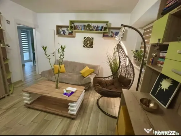 Apartament 3 camere, decomandat 80 mp, zona Garii - Rovine R - Craiova (Dolj)