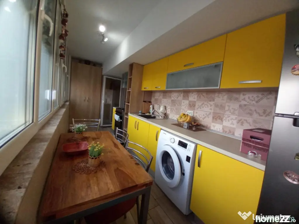 Apartament 3 camere, decomandat 80 mp, zona Garii - Rovine R - Craiova (Dolj)