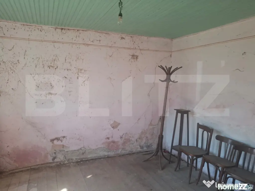 Casa individuala, 100 mp, teren 5000 mp, zona Mogosani - Mogosani (Dambovita)