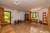 Proprietate de poveste în Corbi, Argeș - Doua case si 630 