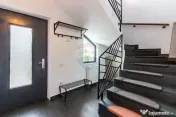 Casă gata de mutat, 5 cam, teren 507mp, stradă privata,...