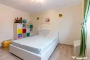 Casă gata de mutat, 5 cam, teren 507mp, stradă privata,...