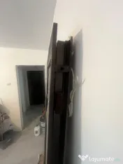 Usa de apartament metalica 