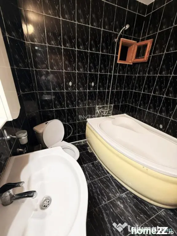 Apartament cu 3 camere decomandat 74 MP Lidl Nicolina
