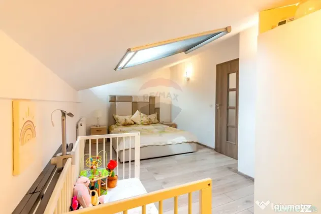 Apartament 3 camere de vânzare | Terasă 25 mp | Parcare...