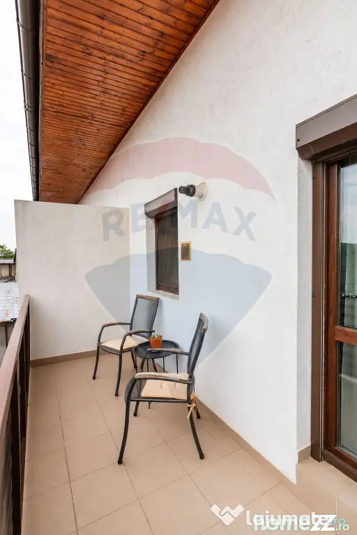 Apartament 3 camere de vânzare | Terasă 25 mp | Parcare...