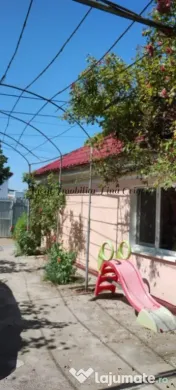 Casa 5 camere+spatiu comercial Focsani deschidere 28 ml la Bulevardul Brăilei 