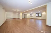 Oportunitate! Spatiu multifunctional cu vizibilitate mare si 