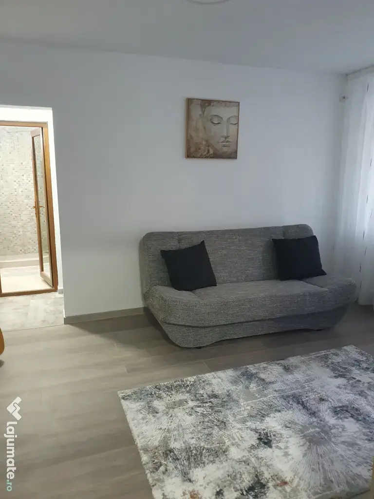 Persoana fizica inchiriez apartament 2 camere super central