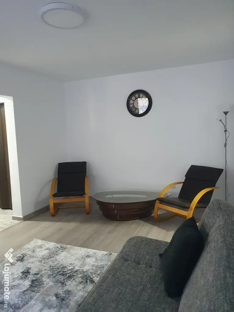 Persoana fizica inchiriez apartament 2 camere super central