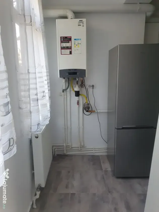 Persoana fizica inchiriez apartament 2 camere super central