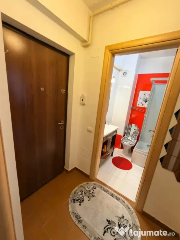 Garsonieră de Vânzare Mamaia Nord | Mobilată și utilată