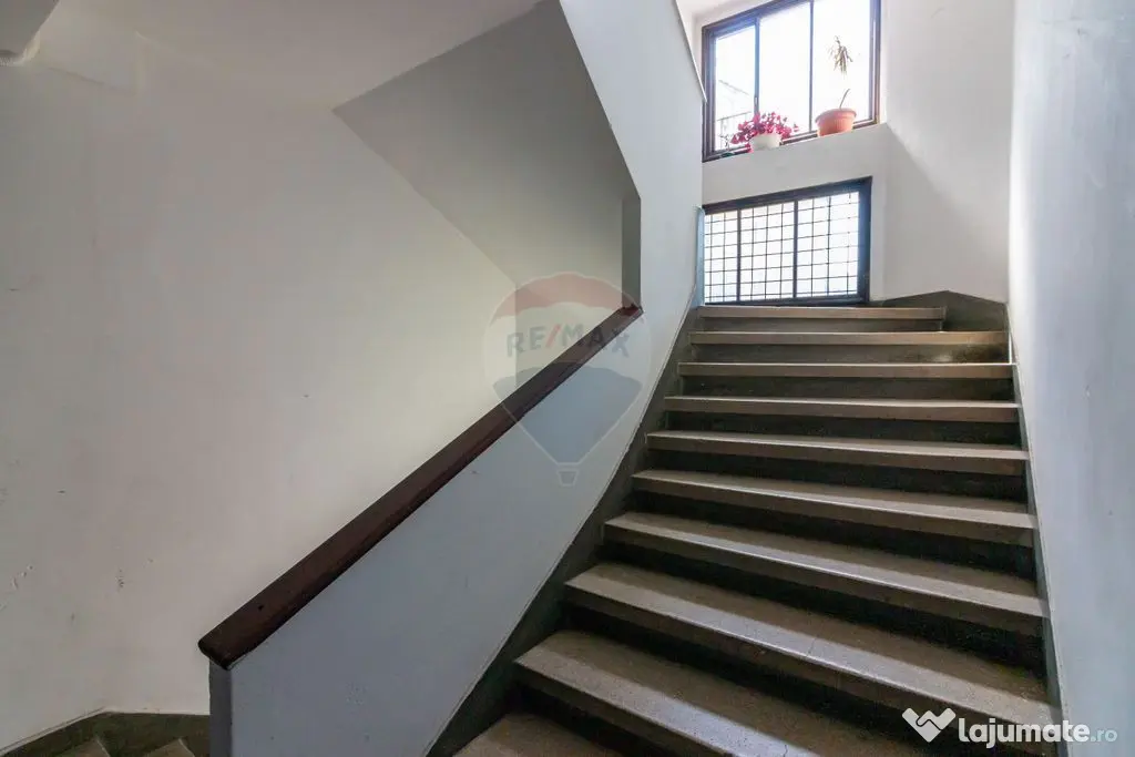 Apartament cu 1 camera vânzare în zona P-ta Universitatii