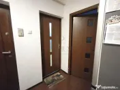SAGULUI - ETAJ 3 - DECOMANDAT - 3 CAMERE - CENTRALA PROPRIE