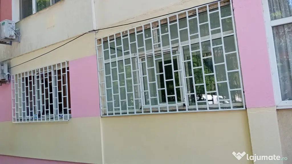 Apartament de închiriat ca spațiu comercial