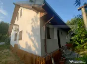 Casă de vacanță, 5 camere 100 mp utili, 3400 mp teren, zo 
