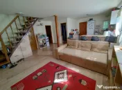Casă de vacanță, 5 camere 100 mp utili, 3400 mp teren, zo 