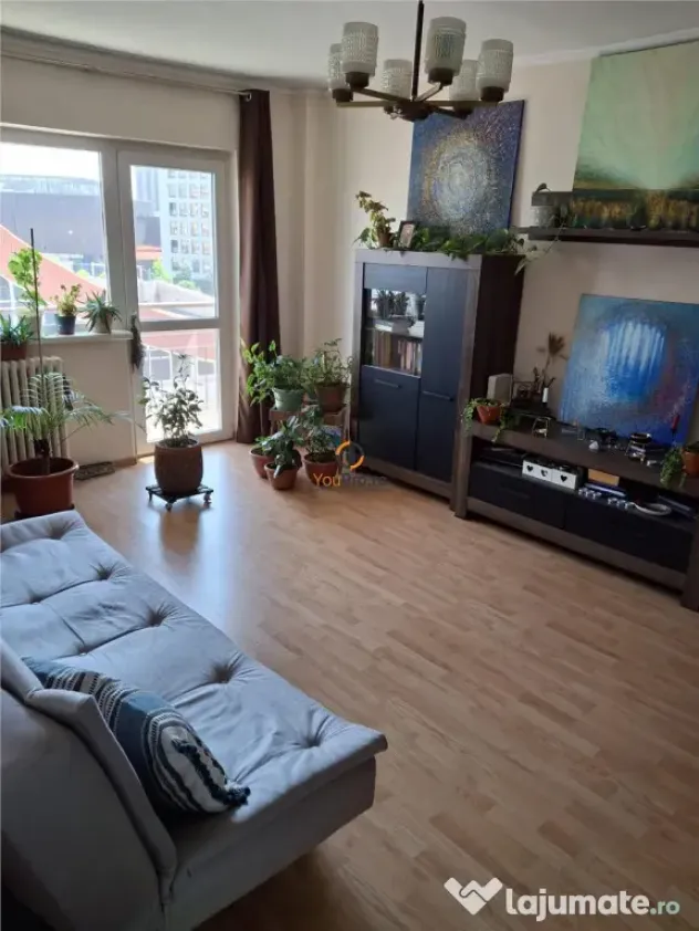 Apartament cu Centrala Iulius Mall
