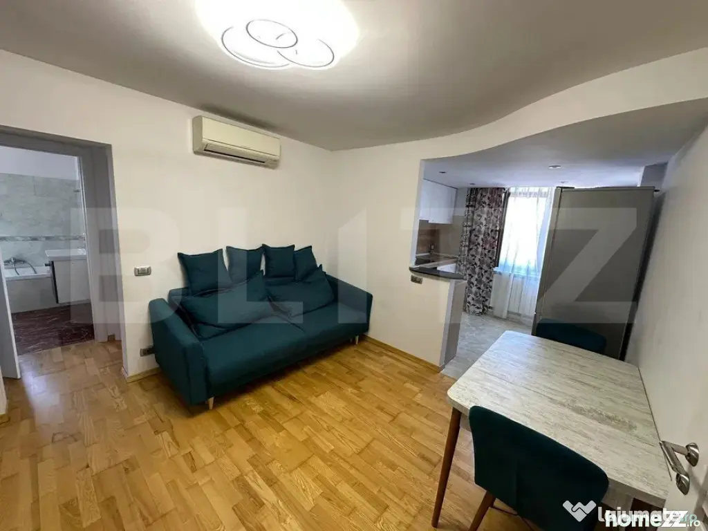 Apartament cu 2 camere, 44 mp, semidecomandat, zona Tiglina