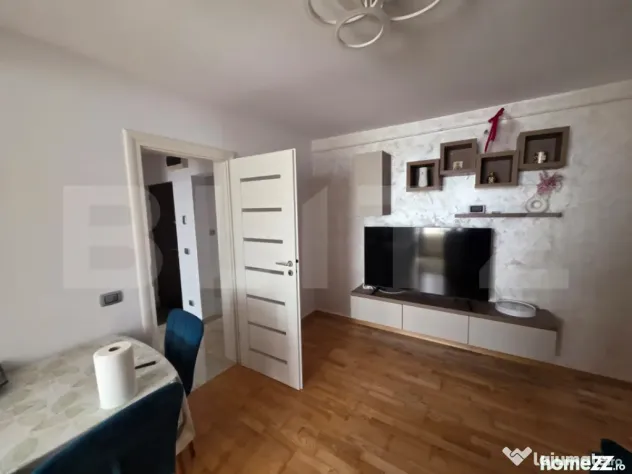 Apartament cu 2 camere, 44 mp, semidecomandat, zona Tiglina