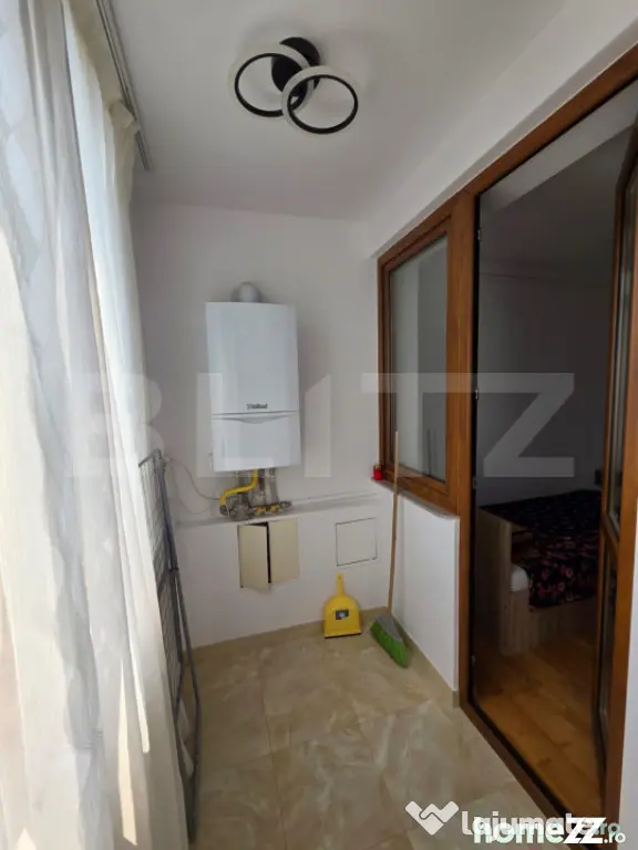 Apartament cu 2 camere, 44 mp, semidecomandat, zona Tiglina