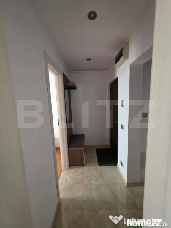 Apartament cu 2 camere, 44 mp, semidecomandat, zona Tiglina