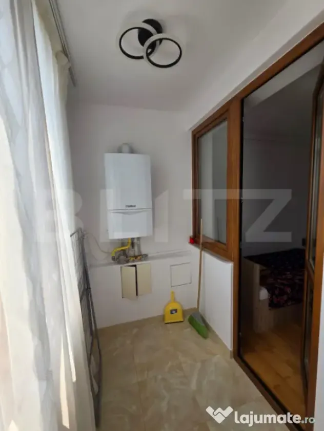 Apartament cu 2 camere, semidecomandat, zona Tiglina 3