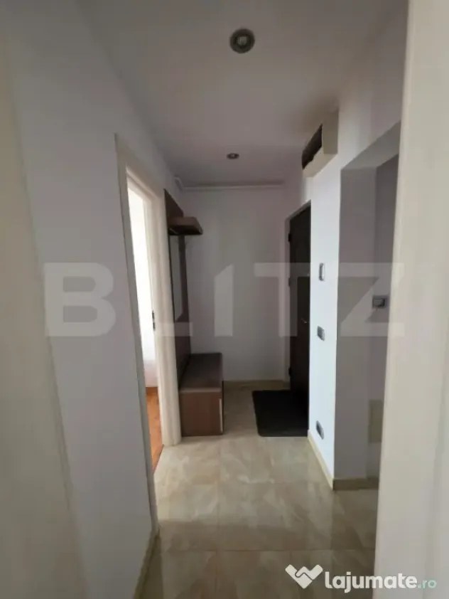 Apartament cu 2 camere, semidecomandat, zona Tiglina 3