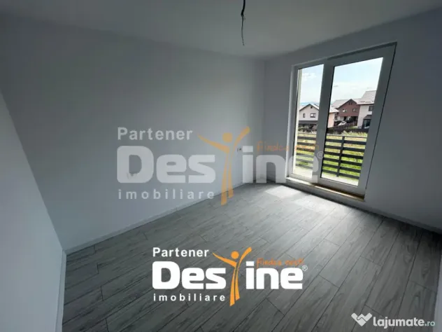 Casă tip duplex 108 mp utili - 250 mp teren Valea Lupului