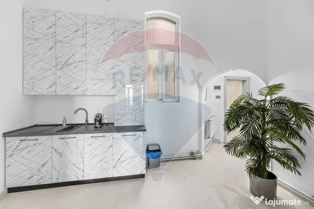 Apartament de lux în clădire patrimoniu, ultracentral??...