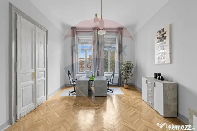 Apartament de lux în clădire patrimoniu, ultracentral??...