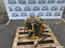 Distribuitor hidraulic Komatsu C4T51142 pentru excavator Komatsu PC210-7K