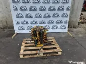 Distribuitor hidraulic Komatsu C4T51142 pentru excavator Komatsu PC210-7K 